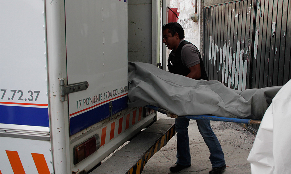 Embiste montacargas a trabajadora de FINSA
