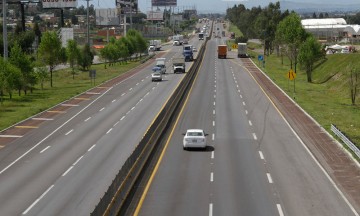 Deja dos heridos aparatoso accidente en la Puebla-Orizaba