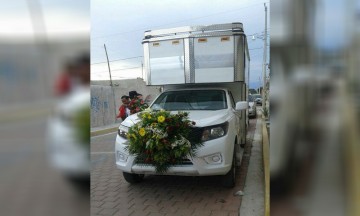 Hurtan tres camionetas en Tecamachalco