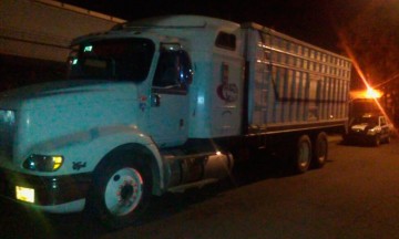 Se enfrentan polic&iacute;as y huachicoleros en Coronango