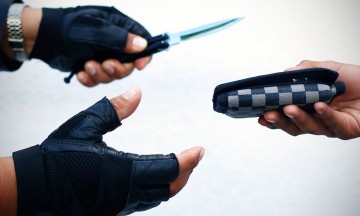 Obtienen su libertad dos sujetos detenidos por atracar tiendas 