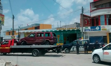 Frustran vecinos presunto rapto en Bosques de Manzanilla