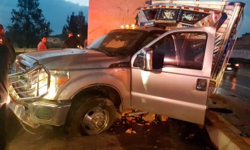 Se deshacen autos en la Puebla-C&oacute;rdoba