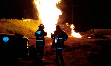 Arde toma clandestina en San Jerónimo Ocotitlán