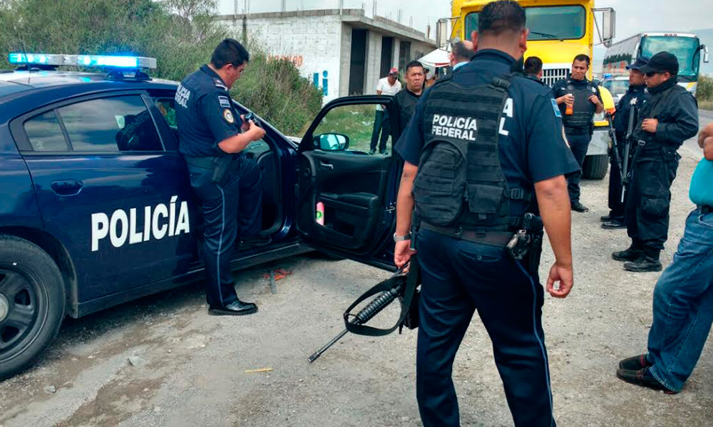 Hallan por accidente pipa de huachicoleros