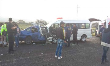 Muere en choque automovilístico en la Tehuacán–Teotitlán