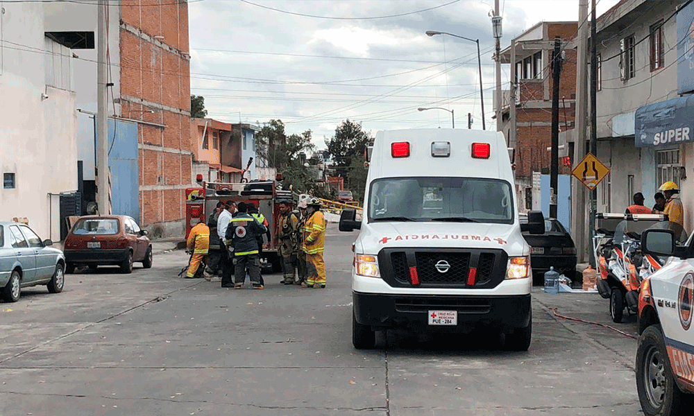 Evacúan colonia de Puebla capital por contingencia química