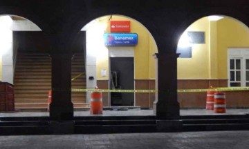 Comando armado roba cajero automático y armas en Santiago Miahuatlán