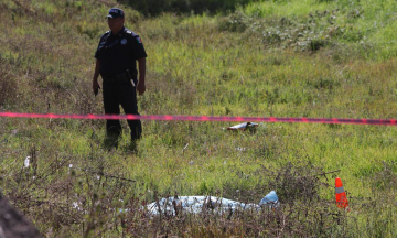 Embiste llanta a dos niñas; una de ellas muere