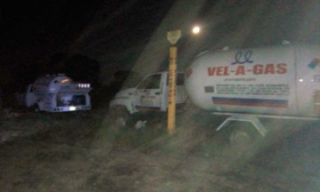 Detienen a tres mientras ordeñaban una toma de gas en Amozoc 