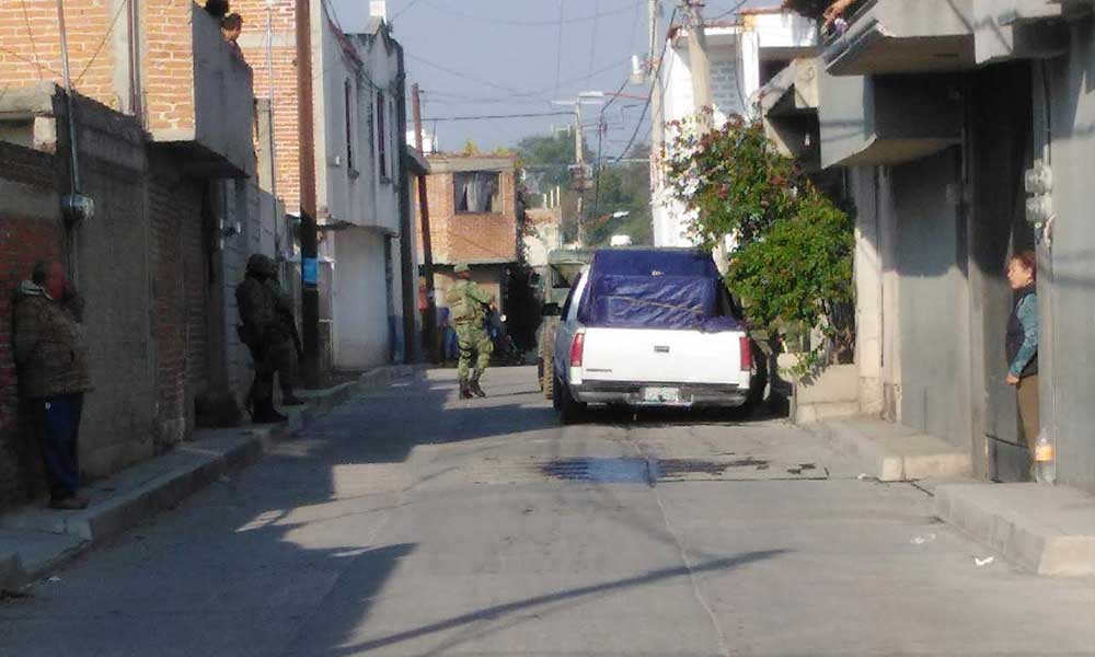 Decomisan en Atoyatenco vehículo con huachicol