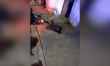 Balean a motociclista en Texmelucan  