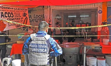 Balean a taquero en el mercado La Acocota