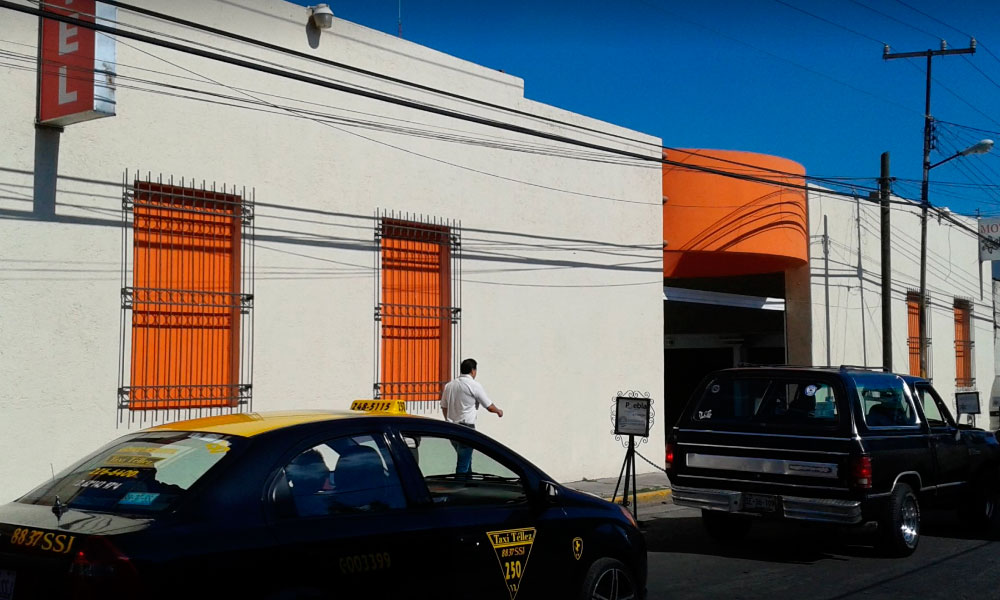 La secuestran y abusan en un motel de Puebla