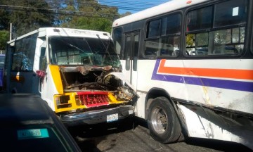 Choque entre dos rutas deja 15 lesionados en las Maravillas 