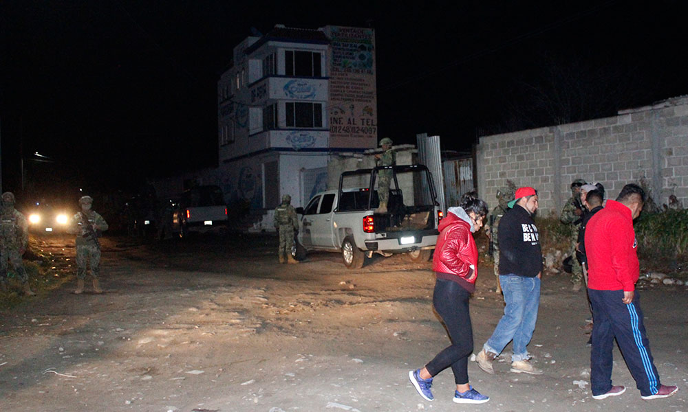 Controlan fuga de gas en San Cristóbal Tepatlaxco