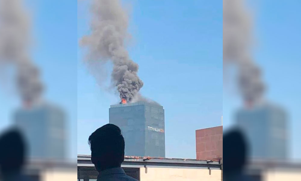 Se incendia Torre Titanium de Ciudad Judicial
