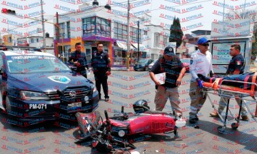 Motociclista es arrollado en Jardines de San Manuel