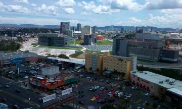 Sujeto asalta y corta la cara de una mujer en La Noria