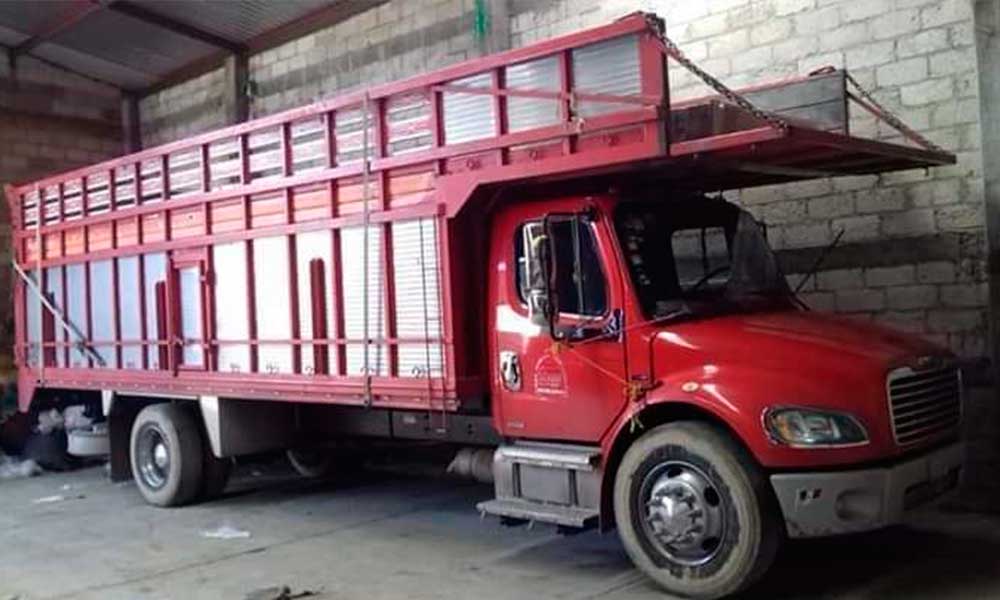 Comando roba camión de muebles en Tecamachalco