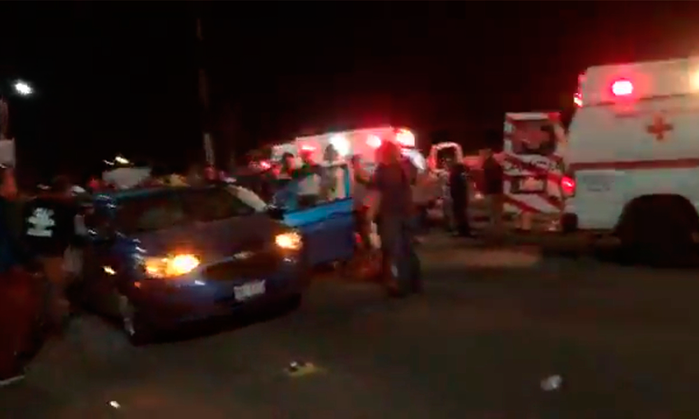 Muere una persona tras choque en Los Ángeles; seis más resultan heridas