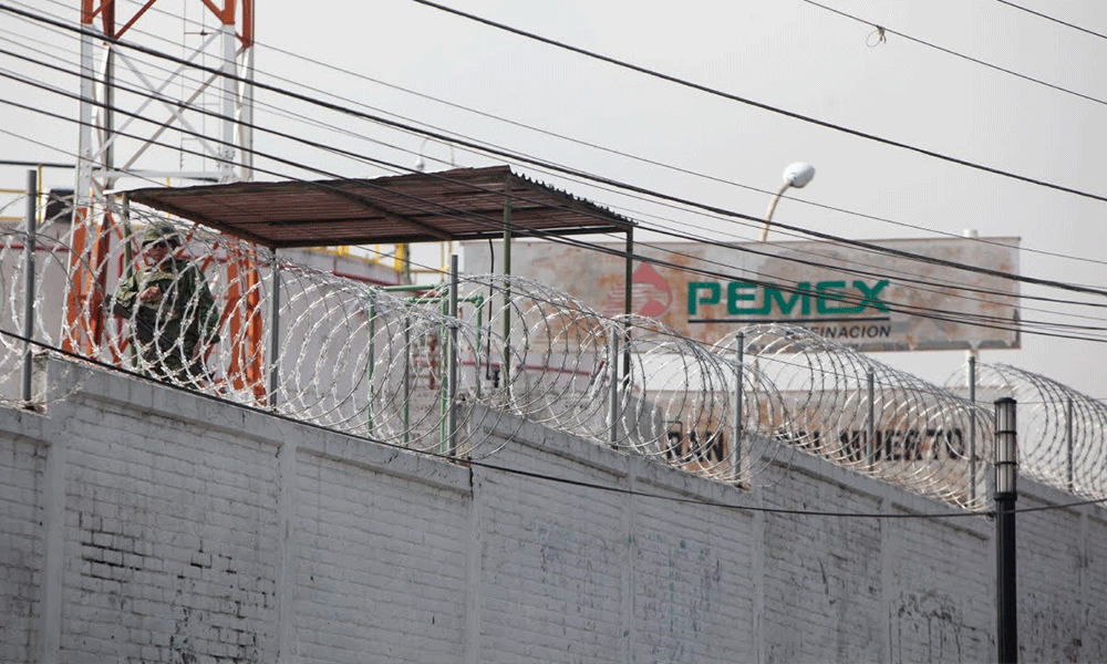 Muere prensado trabajador de Pemex en planta de Huauchinango