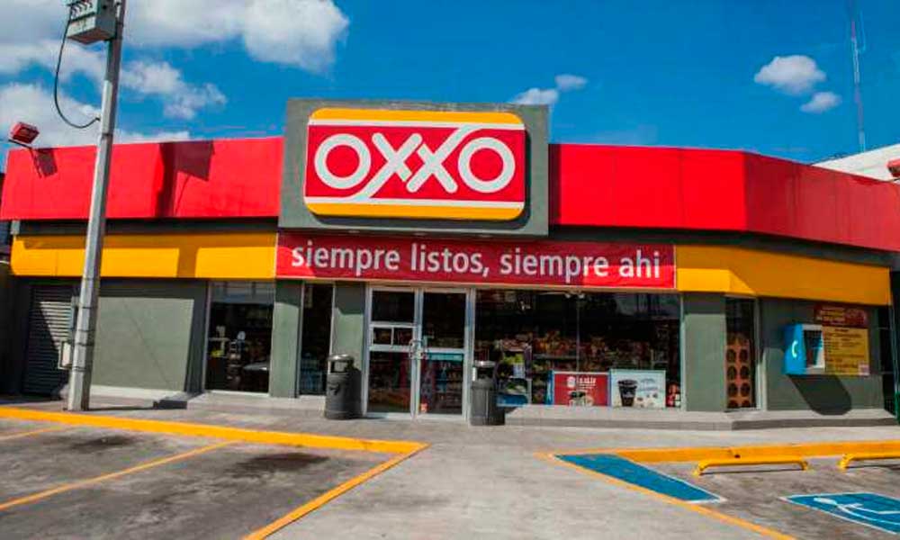 Vecinos detienen a asaltante de Oxxo en la colonia Benito Juárez