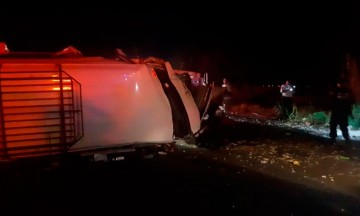 Accidente en la Tehuacán-Teotitlán deja un muerto y 13 lesionados