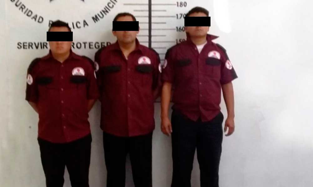 Detiene policía de San Pedro Cholula a tres custodios de valores por auto robo