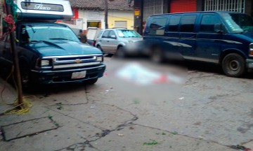 Asesinan a hombre frente a su familia en Zacatlán