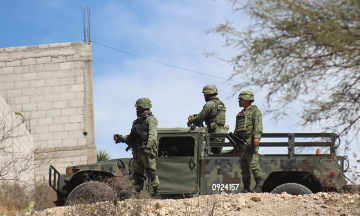 Ladrones y policías se agarran a balazos en Miahuatlán; 7 detenidos