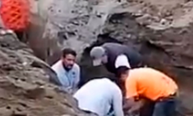 Trabajador queda sepultado en Ciudad Serdán