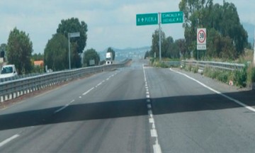 Pasajero lesionado por una roca en la Autopista Puebla Orizaba