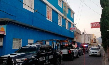 Hallan a mujer muerta en hotel de Tehuacán