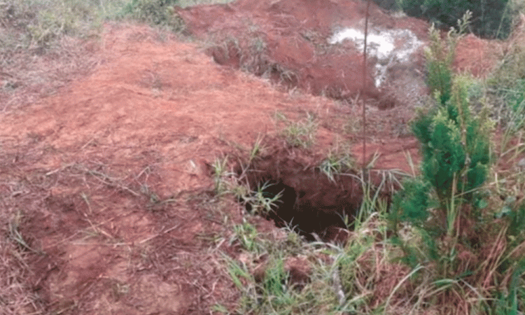 Hallan cadáver de un hombre en una fosa del municipio de Tlaola
