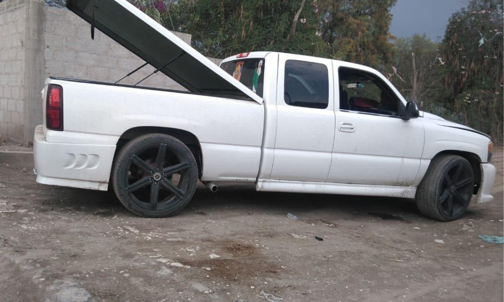 Persecución policiaca frustra robo de camioneta en Tecamachalco