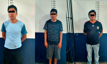 Detienen a 3 por robo a comercio en Coronango 