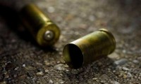 Tras persecución policías detienen a dos por disparar en Reforma Sur