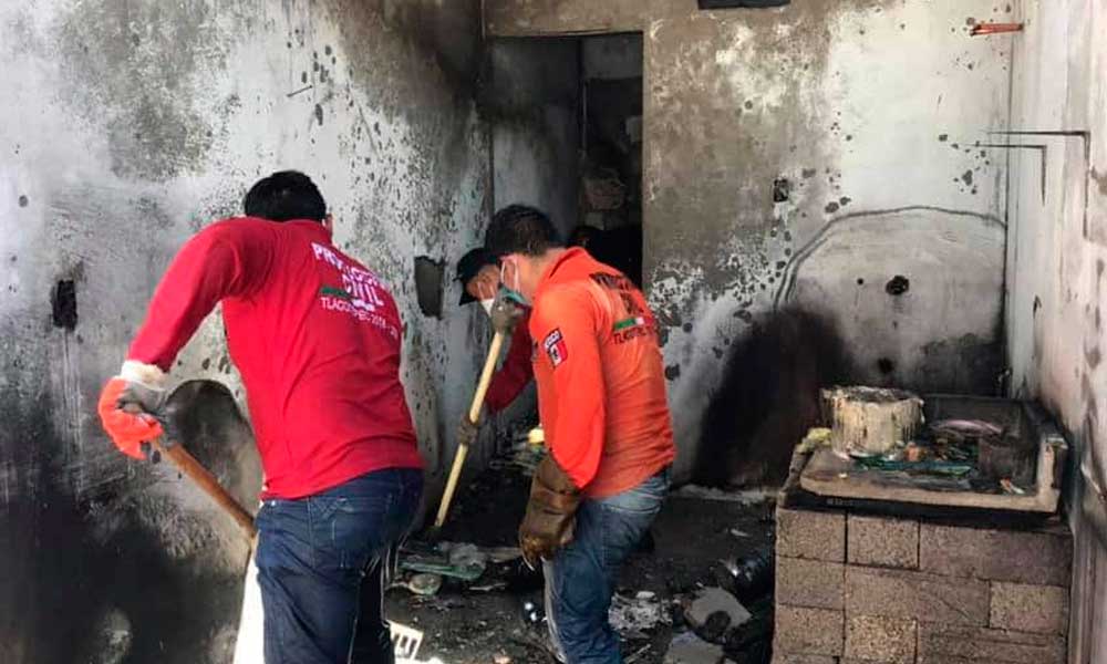 Incendia domicilio en Tlacotepec; tenía bidones de combustible