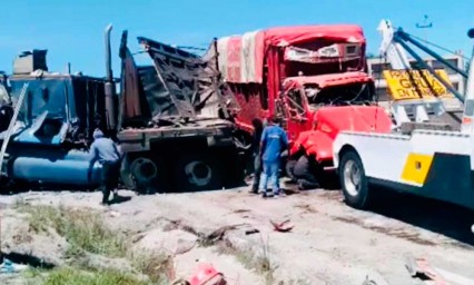 Mueren tres personas tras carambola en la Hipólito-Perote