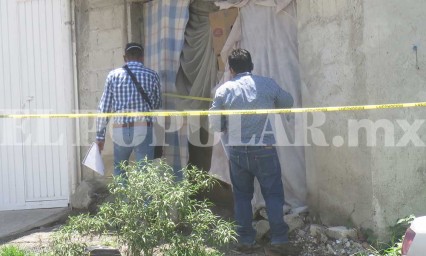 En aparente riña, asesinan a indigente a golpes en el sur de Puebla capital