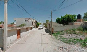 Golpean a dos mujeres y secuestran a dos en Tlacotepec