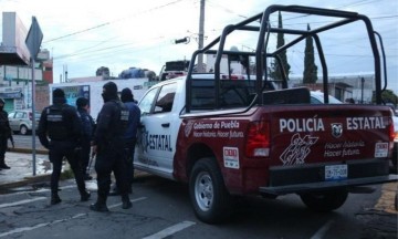 Los agentes ministeriales de la FGE llevaron a cabo las diligencias del levantamiento del cadáver.