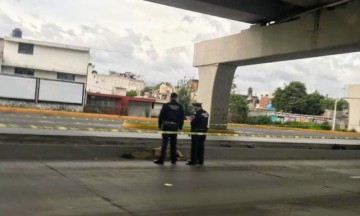 El cuerpo quedó en calidad de desconocido.