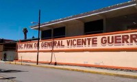 Se roban computadoras y equipo tecnológico de escuela en Puebla