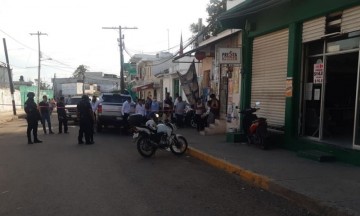 Se aseguraron 2 camionetas y pudieron detener a 2 de los probables asaltantes.