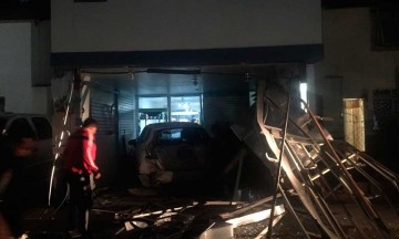 Lanzan artefacto explosivo a vivienda en Tecamachalco