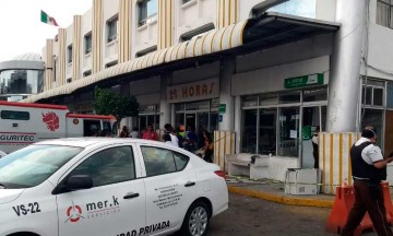 Delincuentes intentan sustraer cajero en la gasolinera 24 Horas