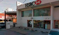 Con navajas, le quitan 20 mil pesos cuando sale del HSBC en Las Animas