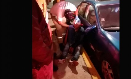 En asalto, golpean a un peatón en colonia Viveros del Valle